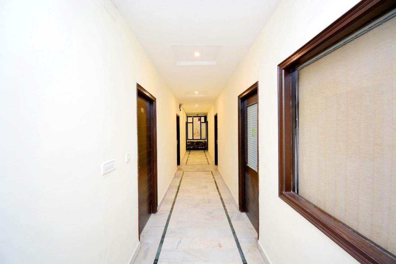 Capital O 4087 Hotel Akaal Residency Amritsar Exterior photo