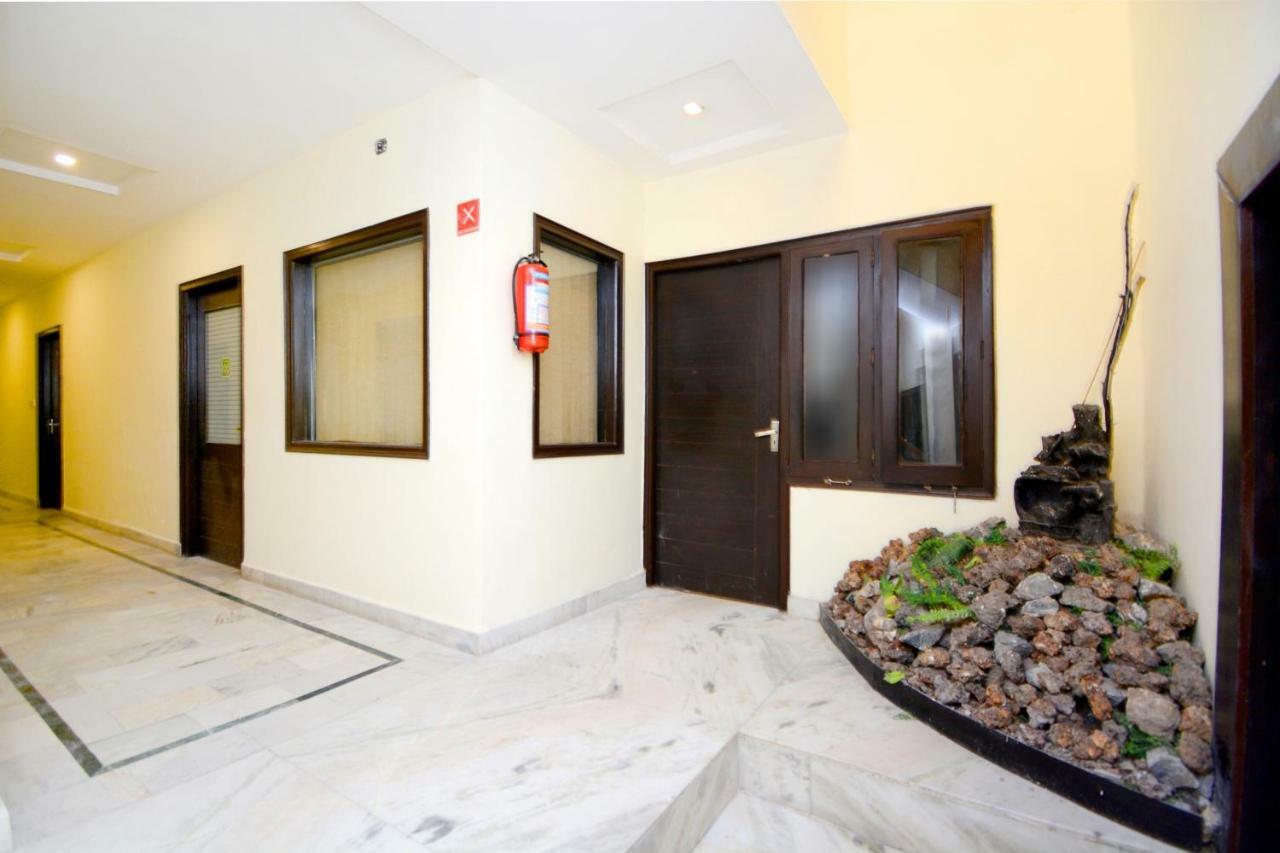 Capital O 4087 Hotel Akaal Residency Amritsar Exterior photo