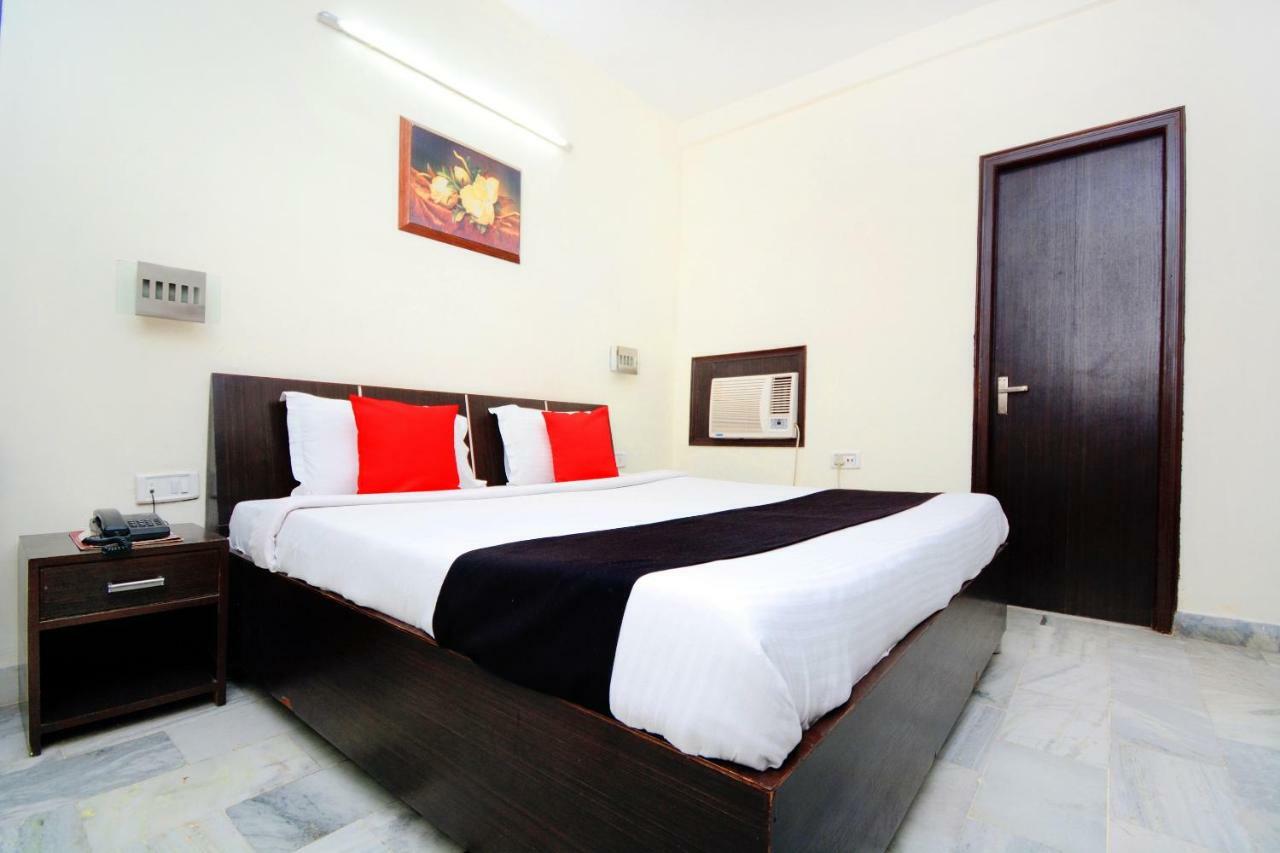 Capital O 4087 Hotel Akaal Residency Amritsar Exterior photo